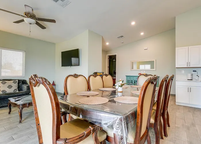 Mtn Views: Spacious Family In Casa Grande! Holiday home Casa Grande