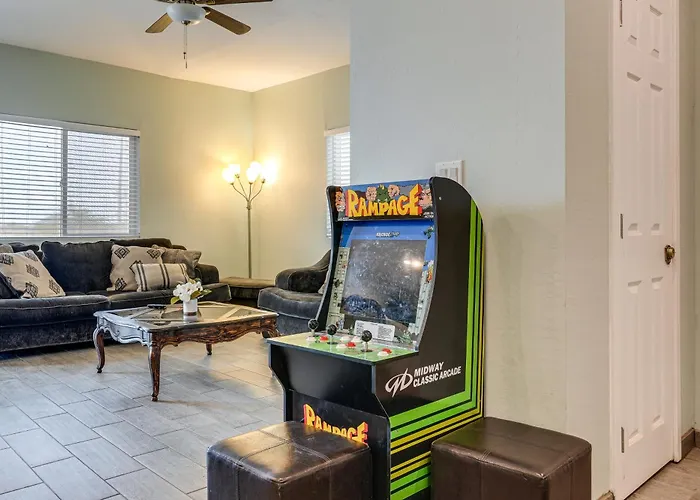 Mtn Views: Spacious Family In Casa Grande! Holiday home Casa Grande